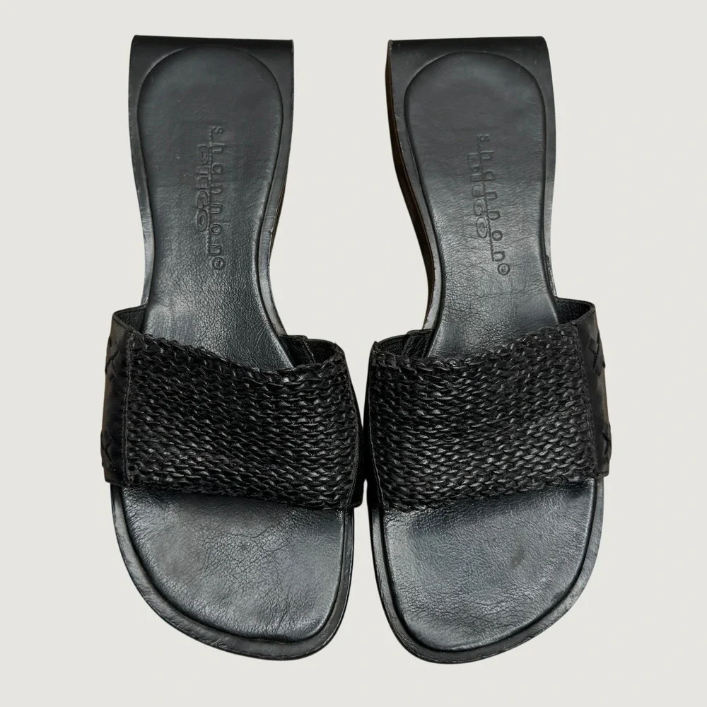 Shannon Diego Slide Sandals Woven Faux Leather Upper Black rubber Slides Size 7M